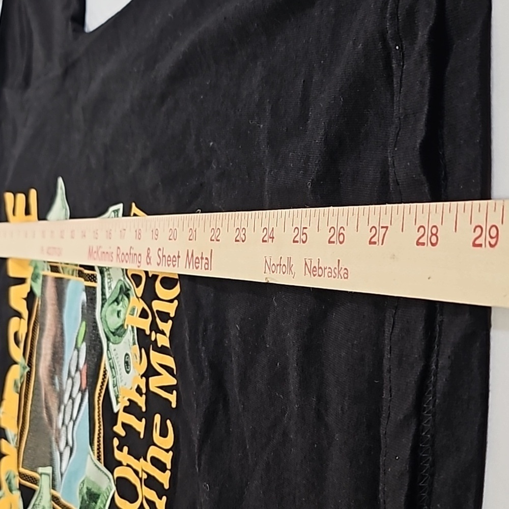 Squid Game Netflix Market T Shirt Mens Large Pacsun Exclusive big Logo - Picture 9 of 9